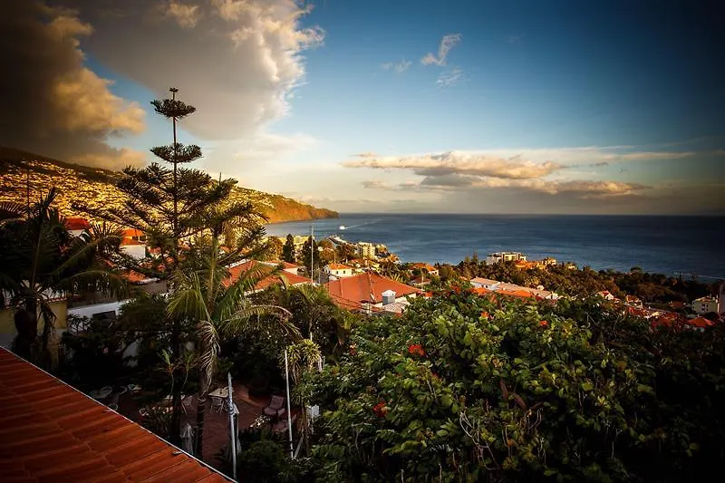 The Flame Tree Madeira (Adults Only) Hotel Funchal  Casa de hóspedes